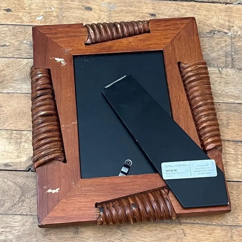 Sicura Designs Rattan & Wood Photo Frame 4x6 in Abstract Rattan Collection